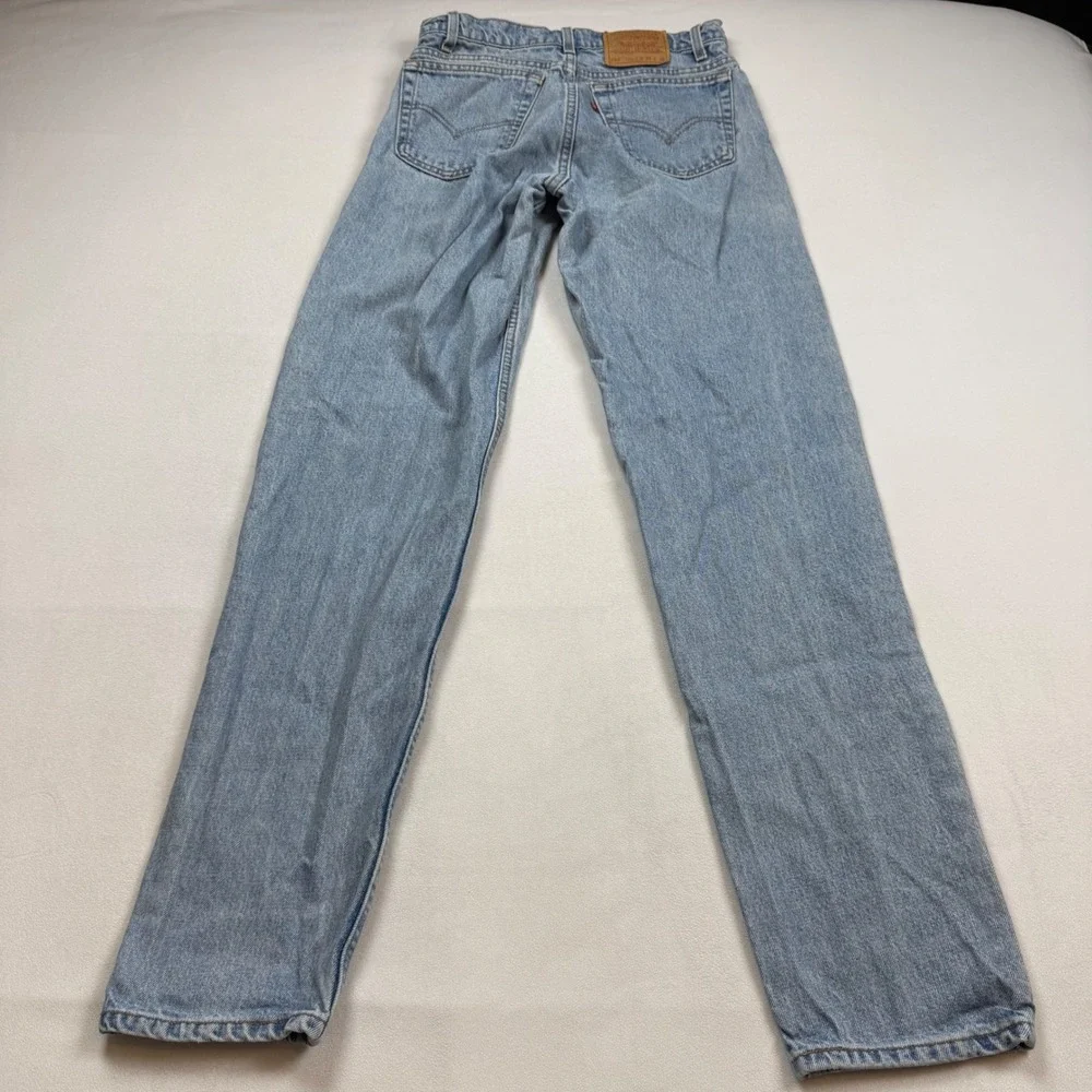 Vintage Levis 550 Relaxed Fit Tapered Leg Jeans Light Wash Made in USA 33x36